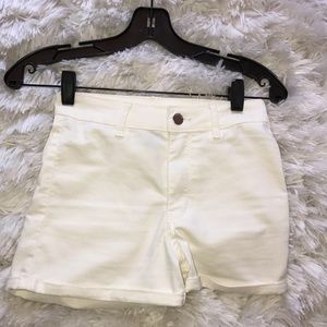 H&M white high waisted shorts